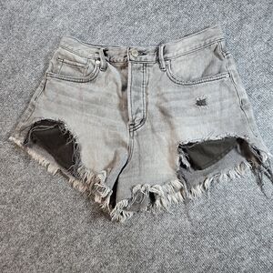 We The Free CRVY Gray Distressed Denim Shorts Womens 26 Button Fly